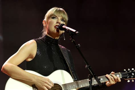 leaked taylor swift song|Taylor Swift Album Leak Alleged as Lyrics Mocked。